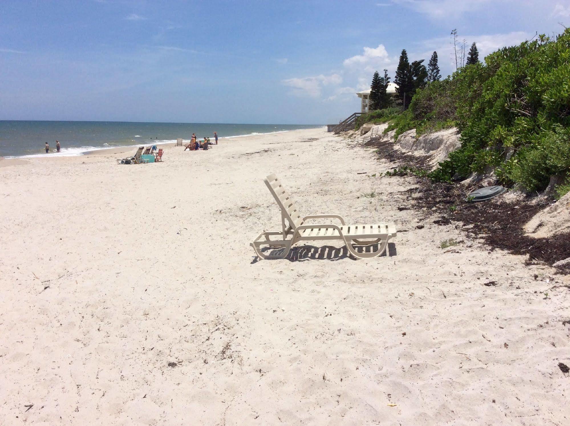 Las Olas Beach Club Satellite Beach Esterno foto