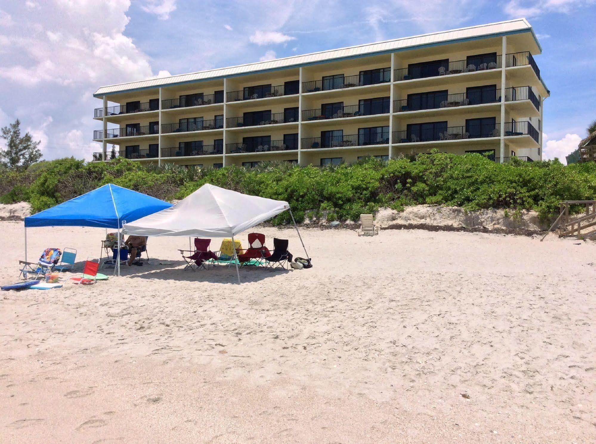 Las Olas Beach Club Satellite Beach Esterno foto